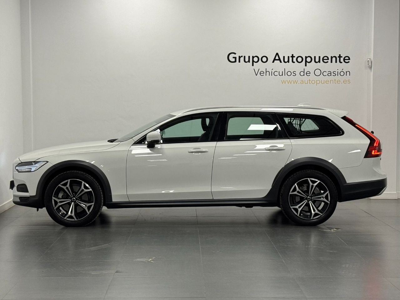 Volvo V90 CROSS COUNTRY B4 foto 6