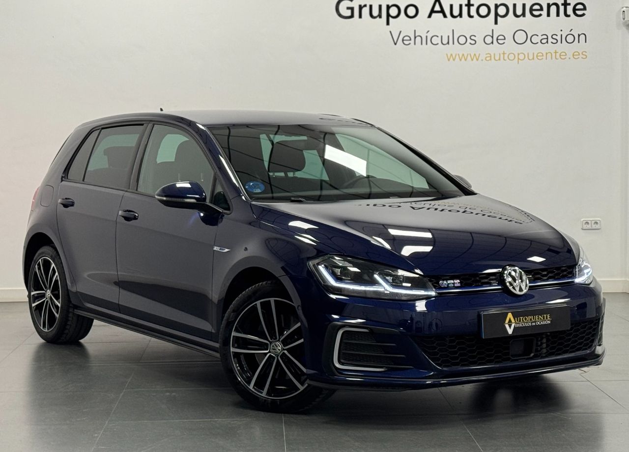 Volkswagen Golf GTE 1.4 TSI e-Power Híbrido enchufable 245 5p miniatura 2