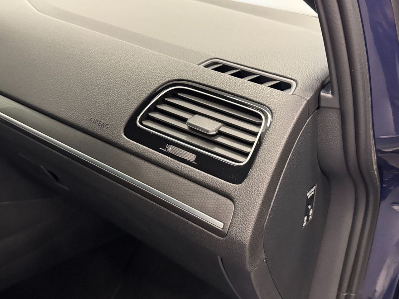 Volkswagen Golf GTE 1.4 TSI e-Power Híbrido enchufable 245 5p miniatura 34