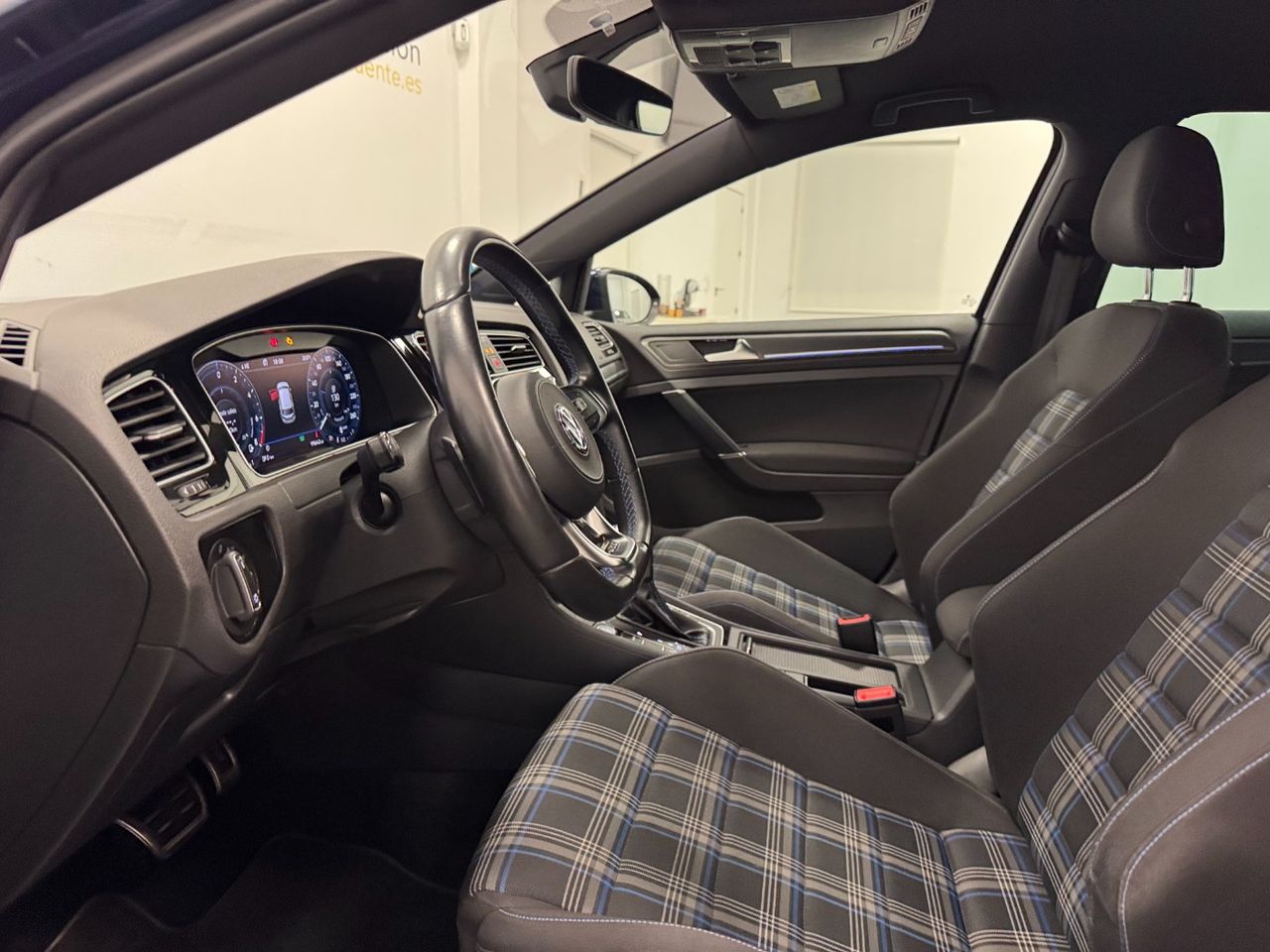 Volkswagen Golf GTE 1.4 TSI e-Power Híbrido enchufable 245 5p foto 15