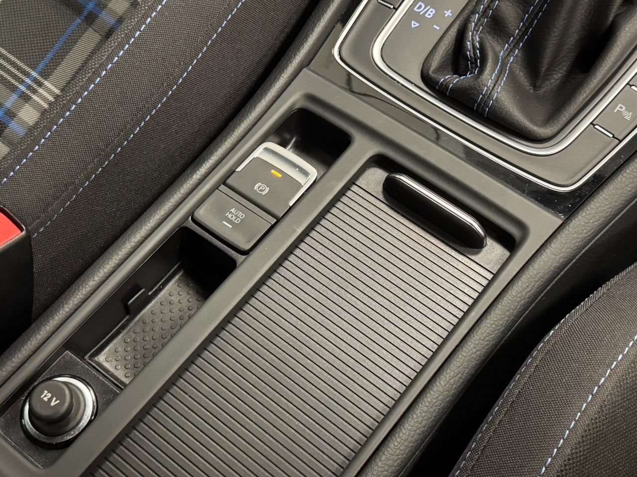 Volkswagen Golf GTE 1.4 TSI e-Power Híbrido enchufable 245 5p foto 44