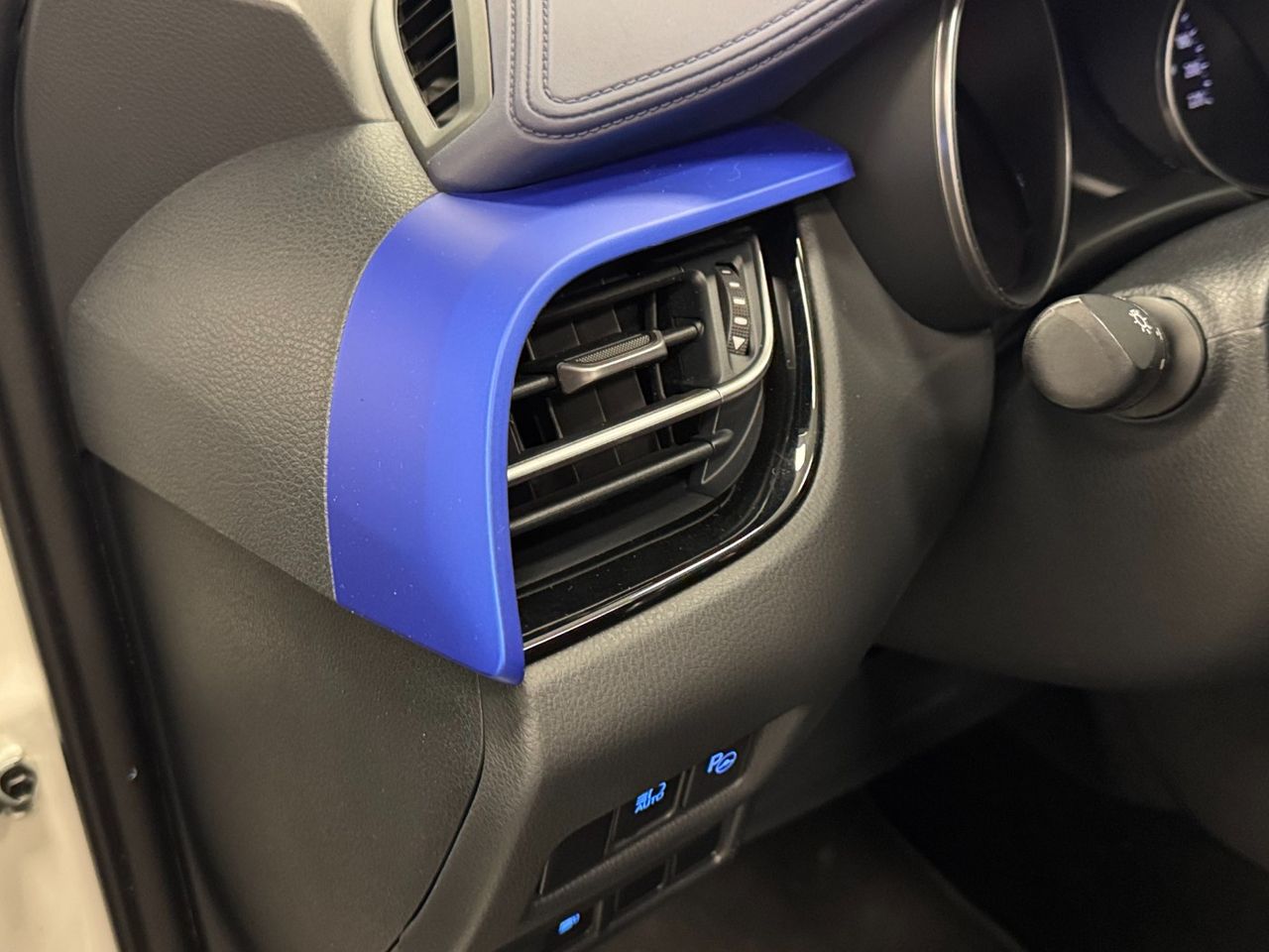 Toyota C-HR CHR miniatura 19