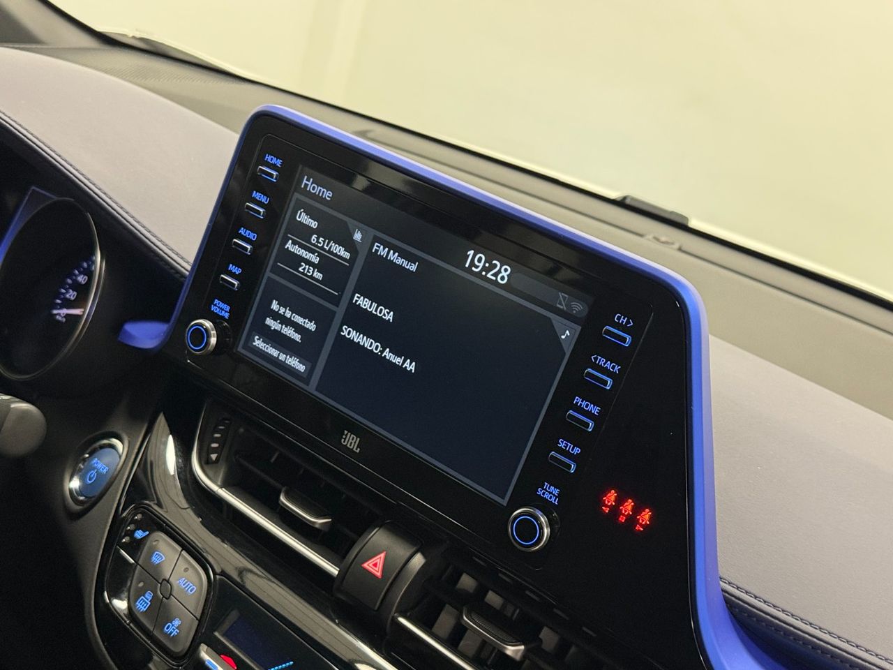 Toyota C-HR CHR miniatura 39