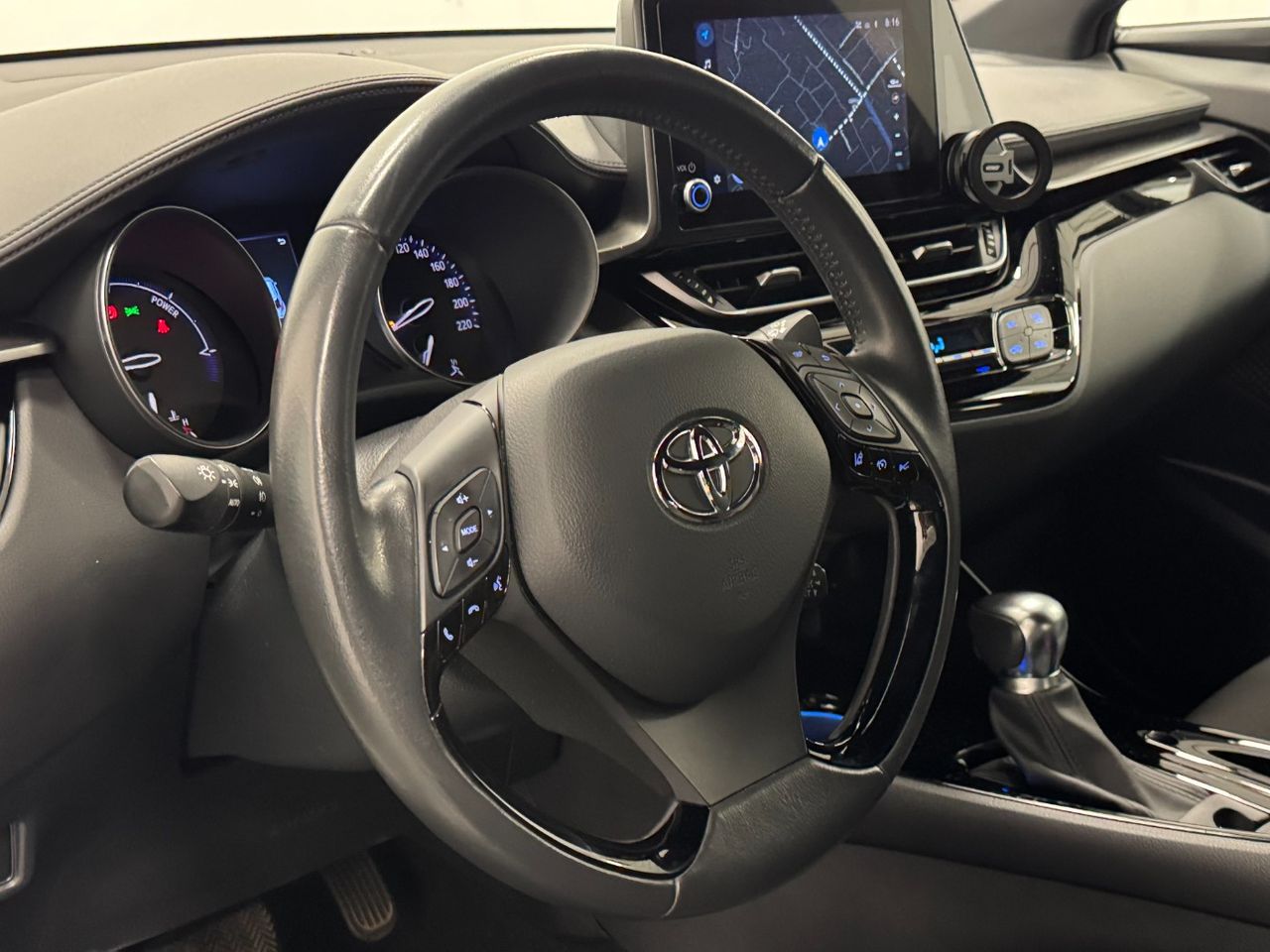 Toyota C-HR 180H ADVANCE miniatura 18