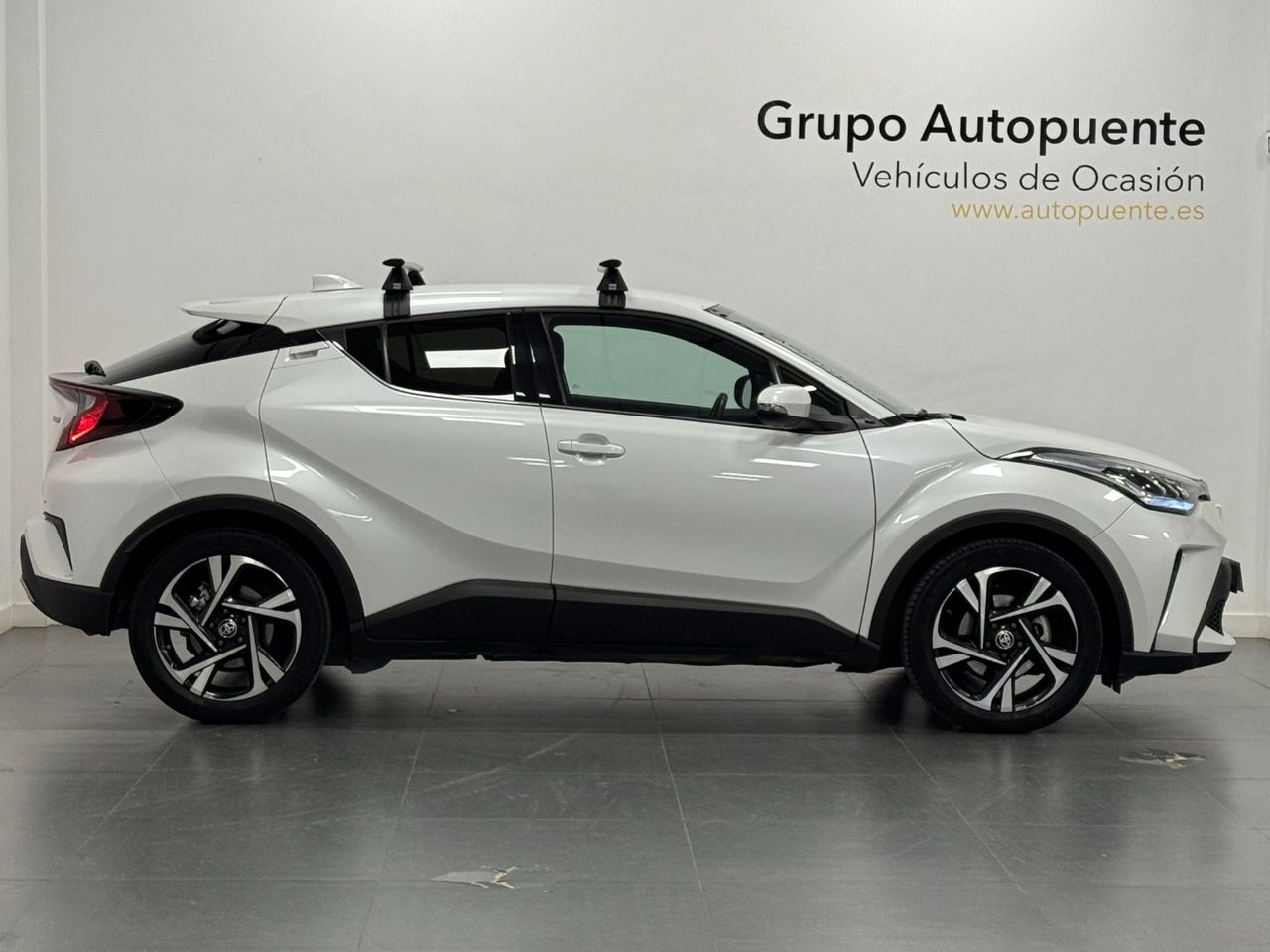 Toyota C-HR 180H ADVANCE foto 3