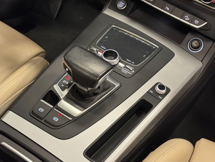 Audi Q5 ADVANCED QUATTRO ULTRA S-TRONIC foto 47