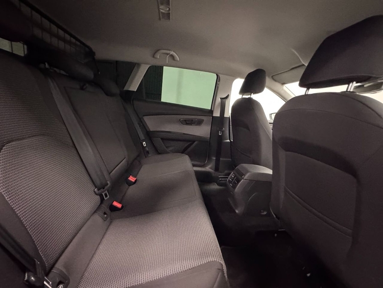 Seat Leon STYLE NAV 115CV foto 40
