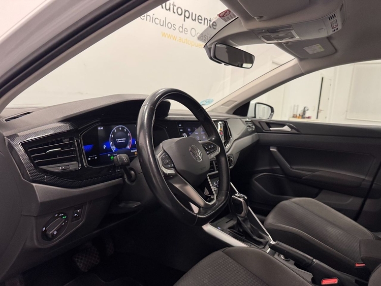 Volkswagen Polo LIFE foto 14