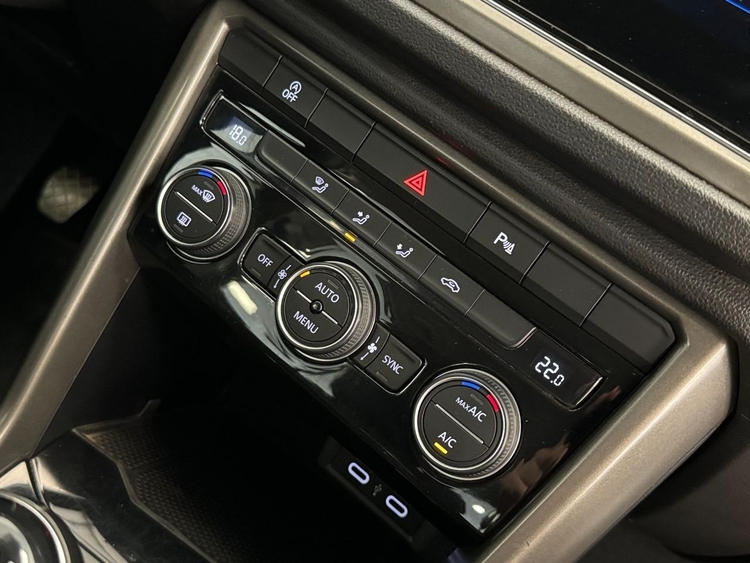 Volkswagen T-Roc ADVANCE foto 26