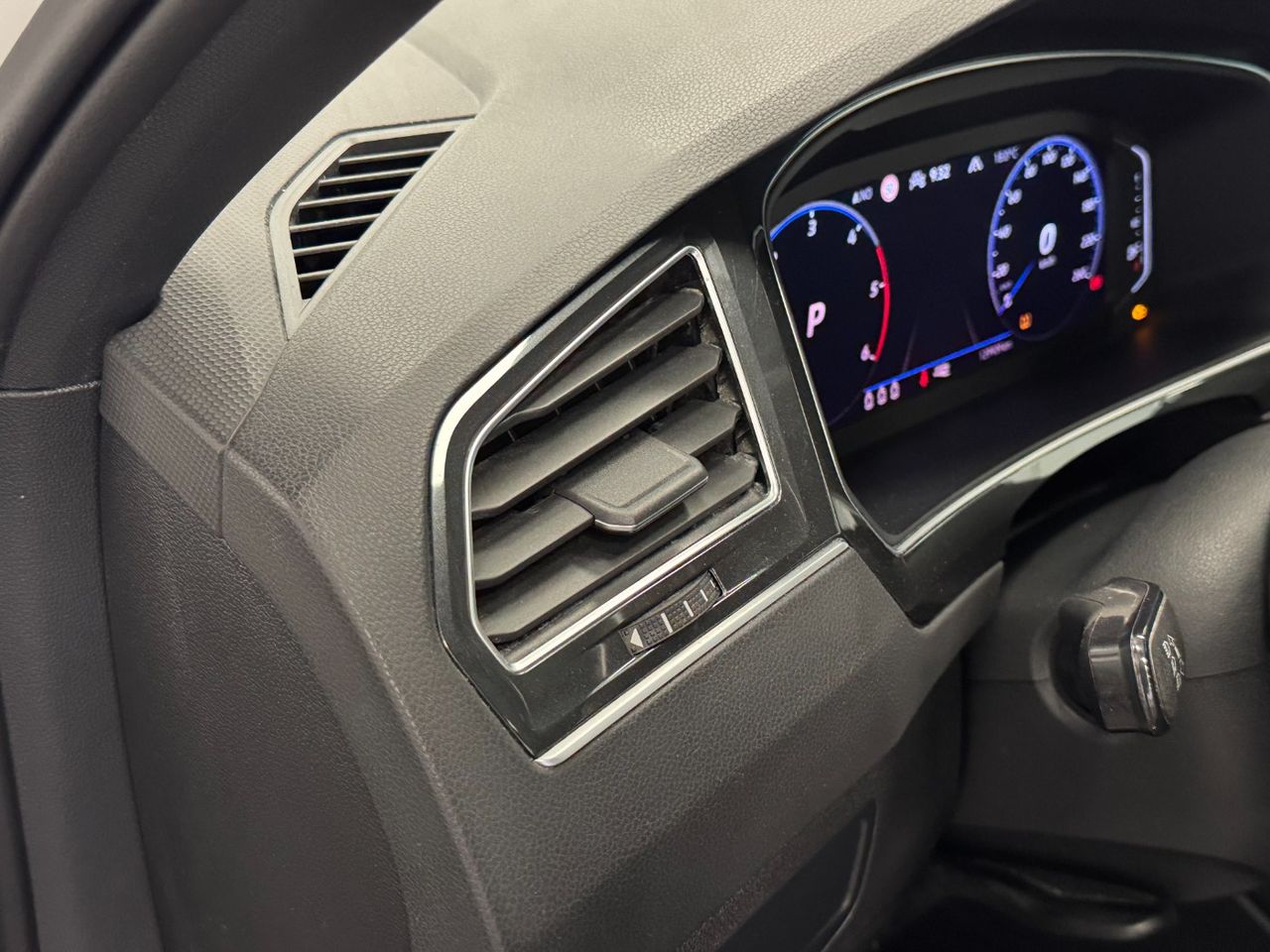 Volkswagen Tiguan R LINE miniatura 13