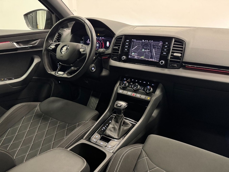 Skoda Karoq SPORTLINE TSI  DSG foto 12