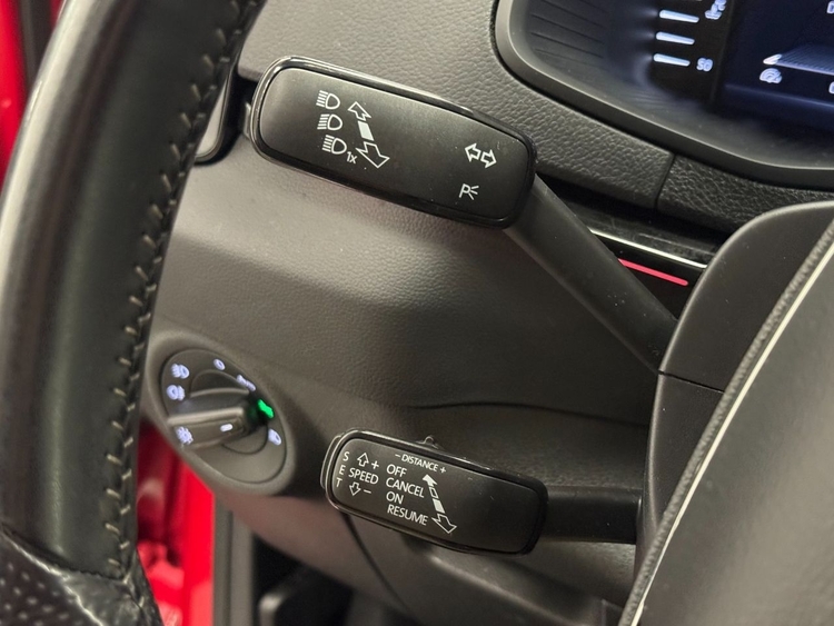 Skoda Karoq SPORTLINE TSI  DSG foto 23