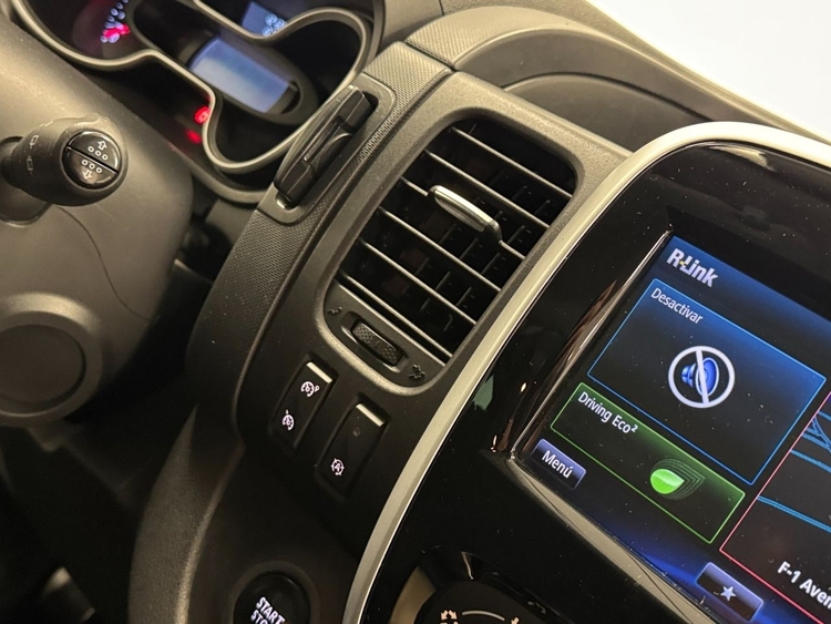 Renault Trafic Passenger Largo Energy Blue dCi 107 kW (145 CV) foto 28