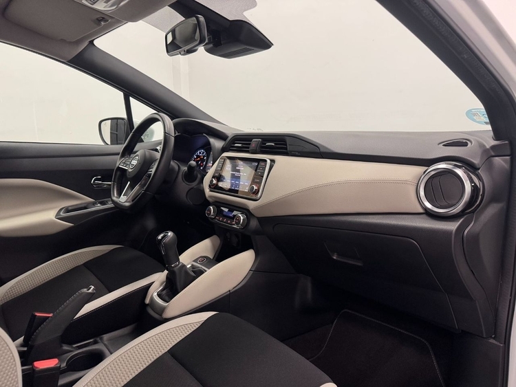 Nissan Micra TEKNA foto 13