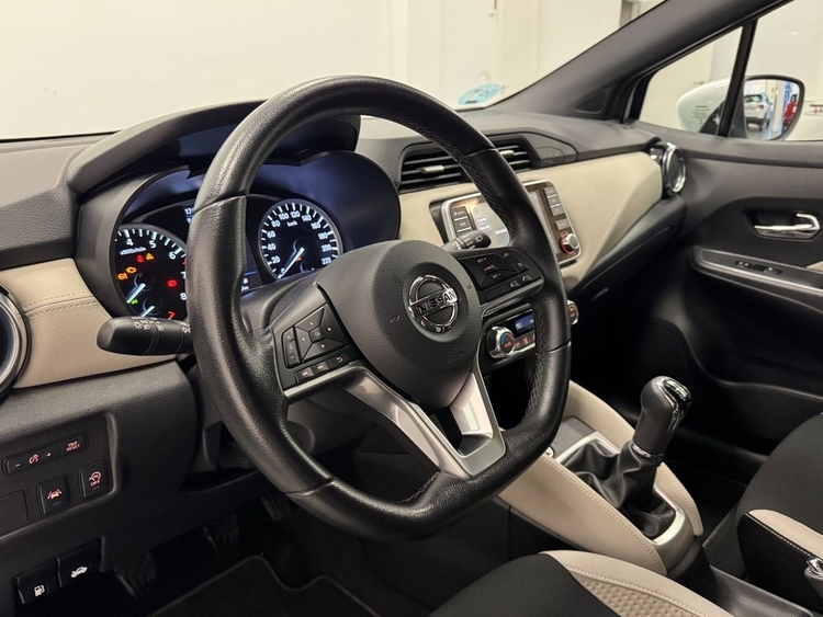 Nissan Micra TEKNA foto 21