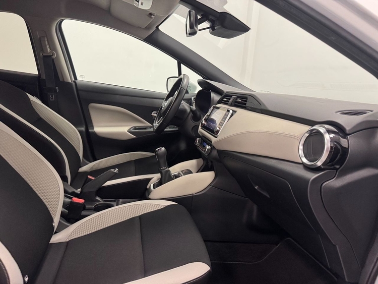 Nissan Micra TEKNA foto 31