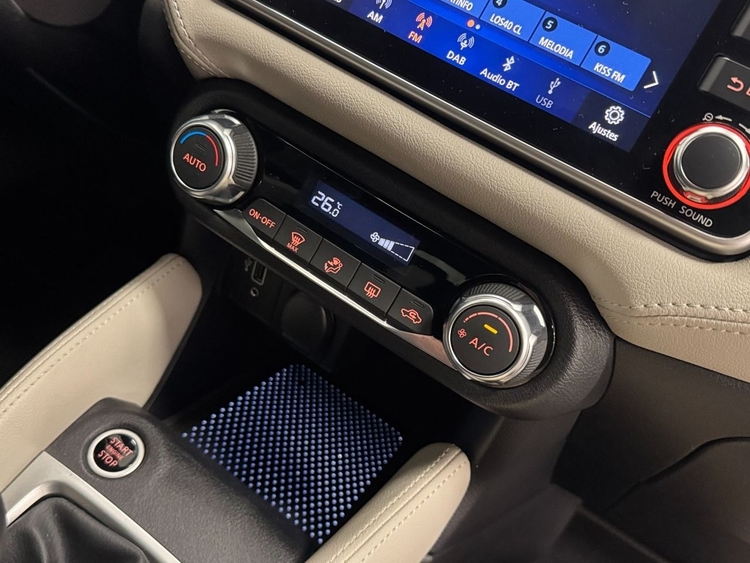 Nissan Micra TEKNA foto 39