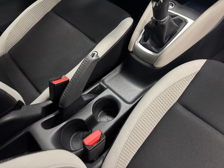 Nissan Micra TEKNA foto 42