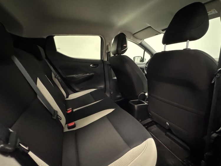 Nissan Micra TEKNA foto 43