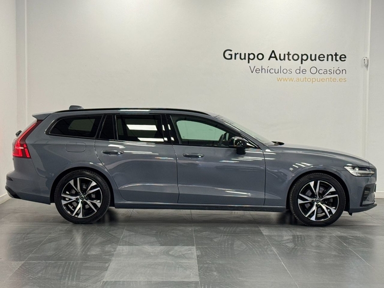 Volvo V60 B4 D PLUS DARK AUTO foto 3