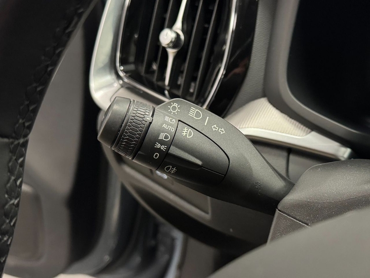 Volvo V60 B4 D PLUS DARK AUTO foto 19