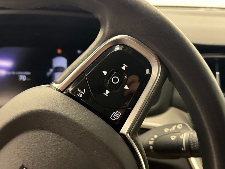 Volvo V60 B4 D PLUS DARK AUTO foto 22