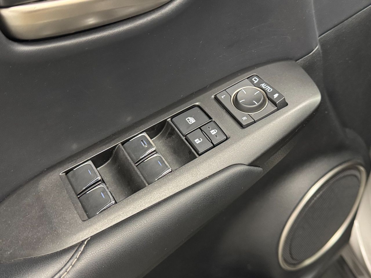 Lexus NX 300H PREMIUM miniatura 16