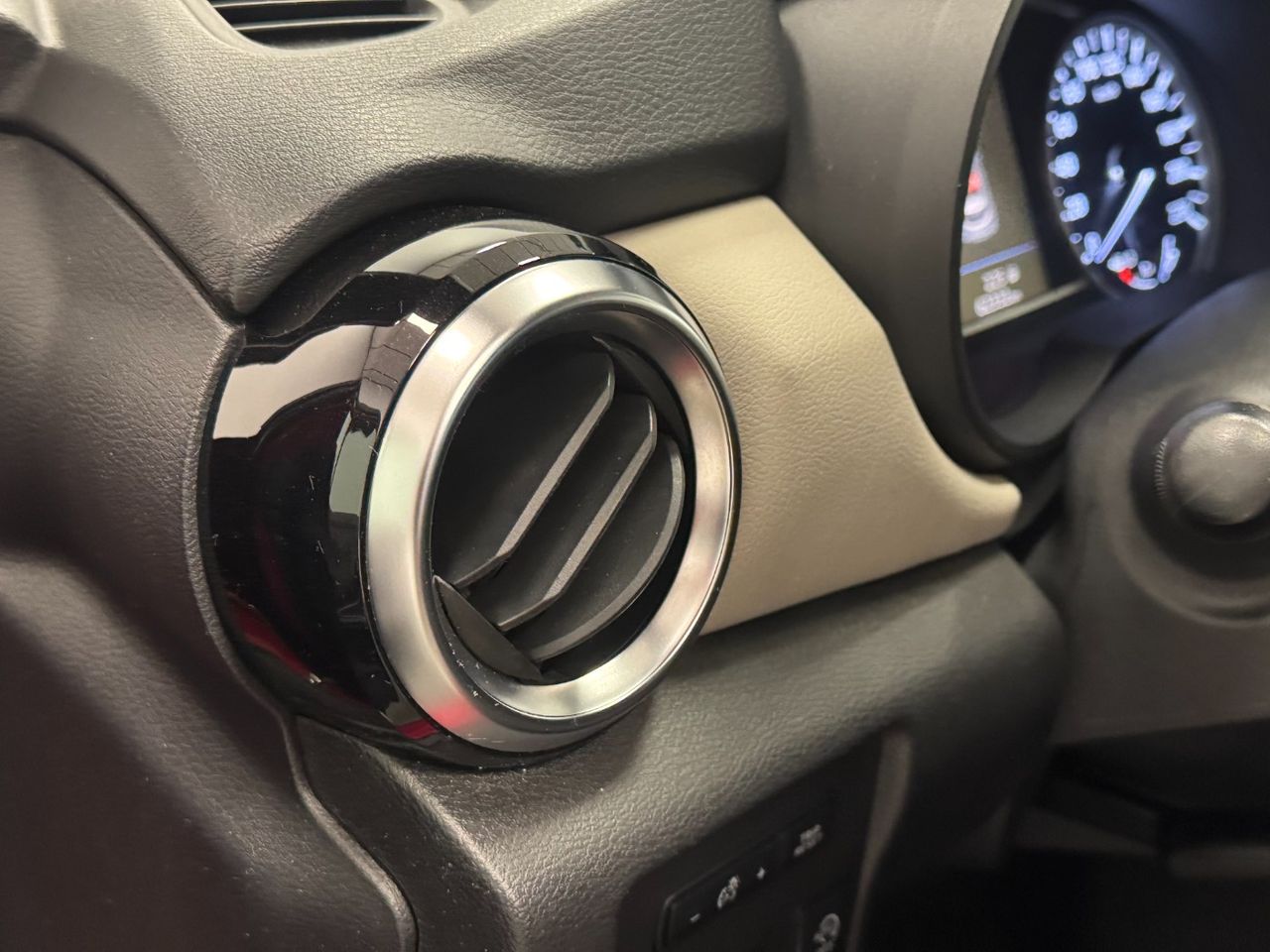 Nissan Micra IG-T 68 kW (92 CV) Acenta miniatura 17