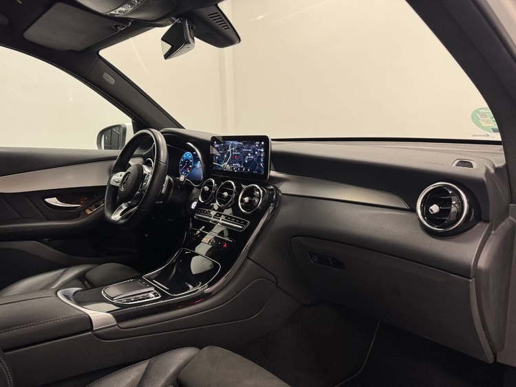 Mercedes GLC 200D 4MATIC AMG foto 12