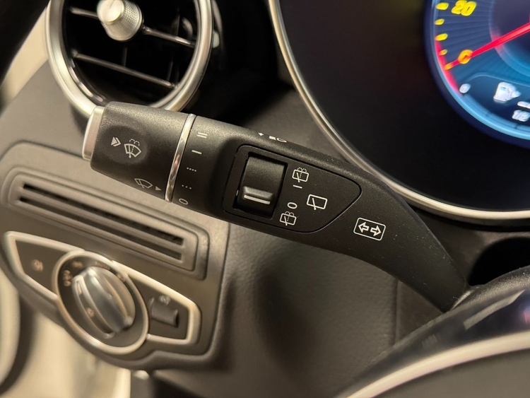 Mercedes GLC 200D 4MATIC AMG foto 20