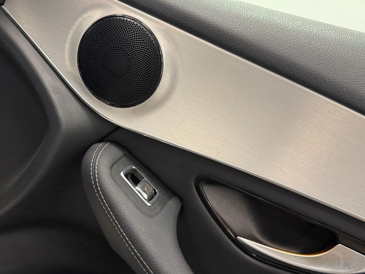 Mercedes GLC 200D 4MATIC AMG foto 29