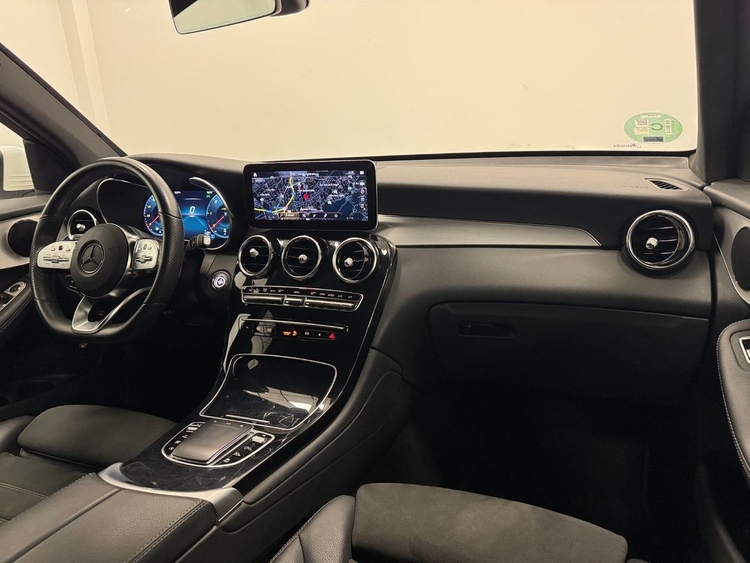 Mercedes GLC 200D 4MATIC AMG foto 10