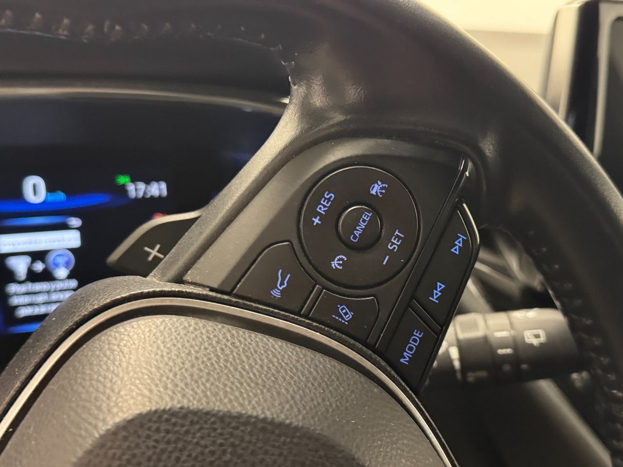 Toyota Corolla 180H STYLE TOURING SPORT foto 18