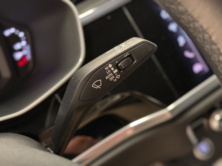 Audi Q3 SPORTBACK 35DI S-TRONIC foto 23