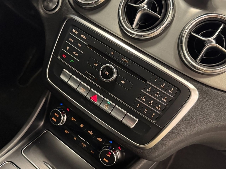 Mercedes Clase CLA AMG 200D foto 39