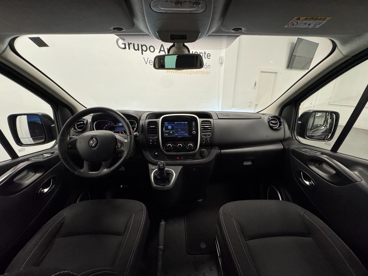 Renault Trafic Passenger Largo Energy Blue dCi 107 kW (145 CV) foto 20