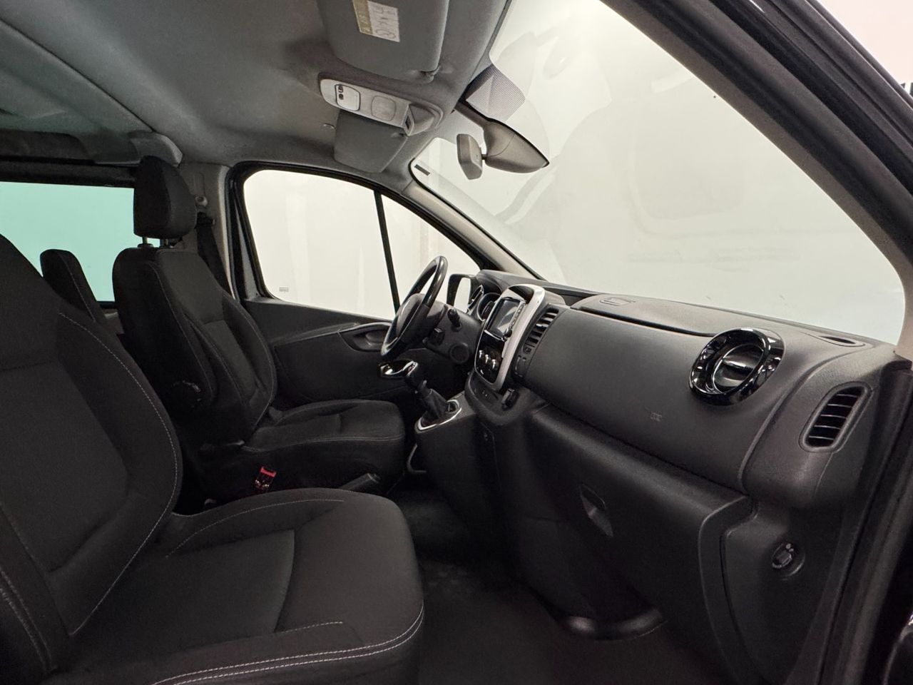 Renault Trafic Passenger Largo Energy Blue dCi 107 kW (145 CV) foto 21