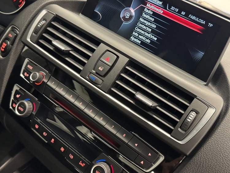 BMW Serie 2 M 235i foto 42