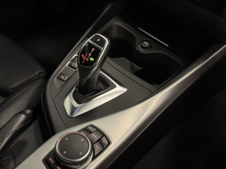 BMW Serie 2 M 235i foto 44