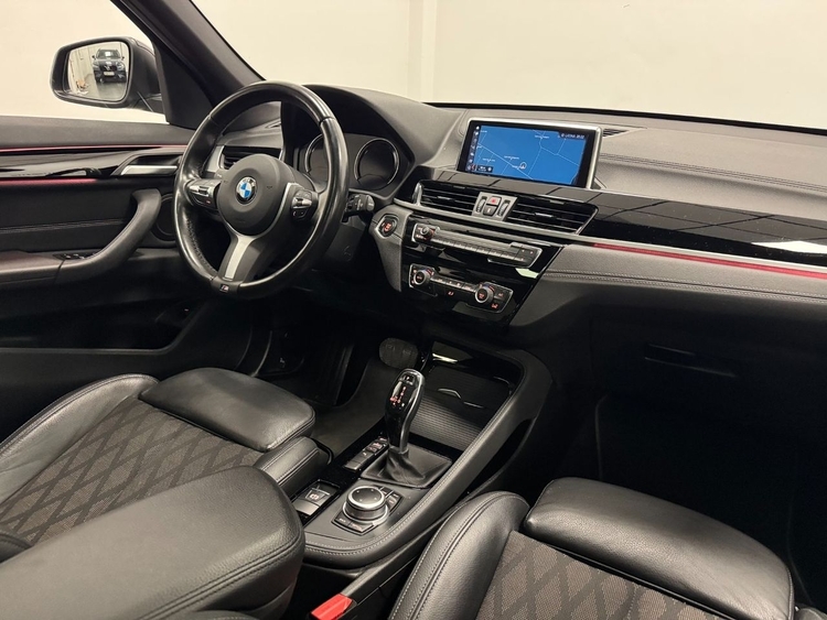 BMW X1 SDRIVE 18D foto 12