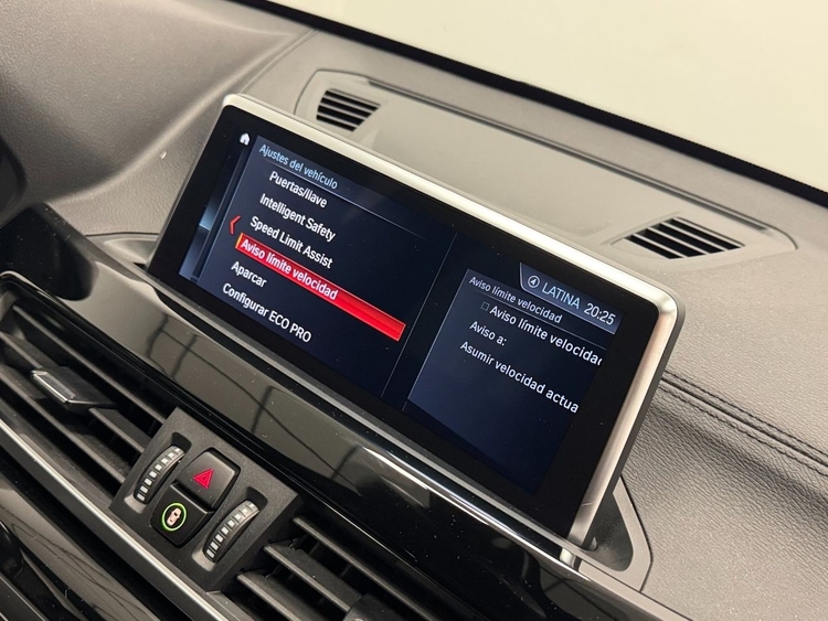 BMW X1 SDRIVE 18D foto 33