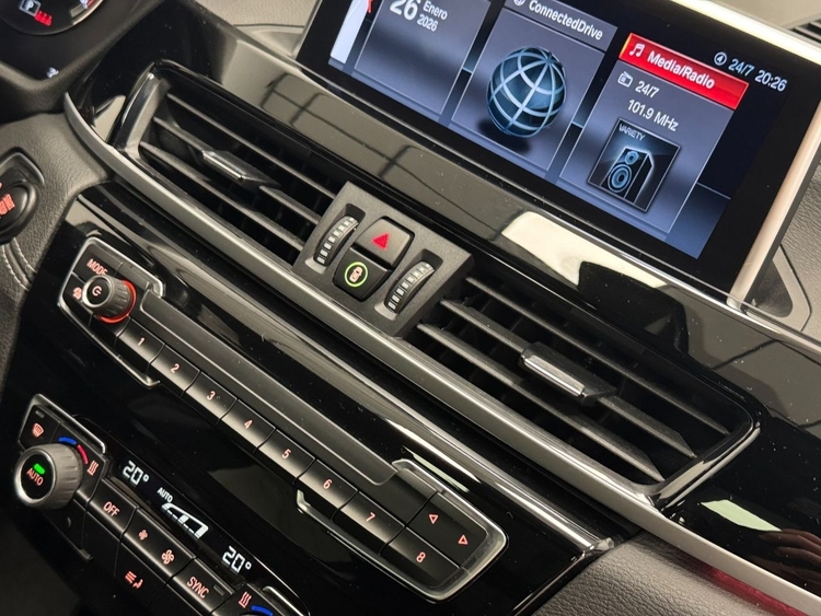 BMW X1 SDRIVE 18D foto 40