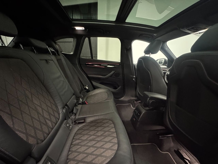 BMW X1 SDRIVE 18D foto 47