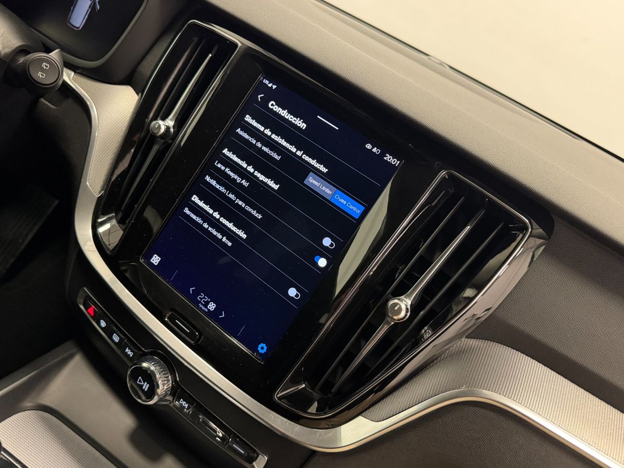 Volvo V60 B4 D PLUS DARK AUTO miniatura 28