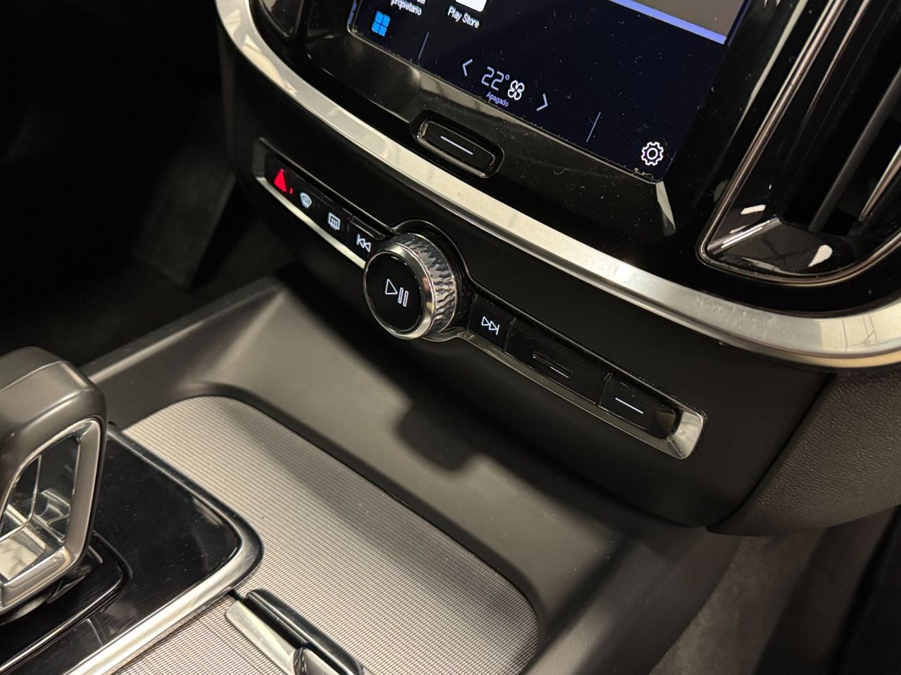 Volvo V60 B4 D PLUS DARK AUTO foto 30