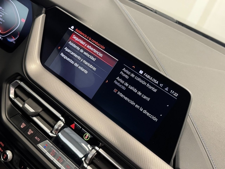 BMW Serie 1 18D foto 40