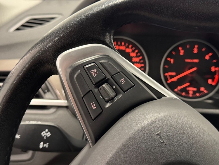 BMW X1 SDRIVE 18D foto 23