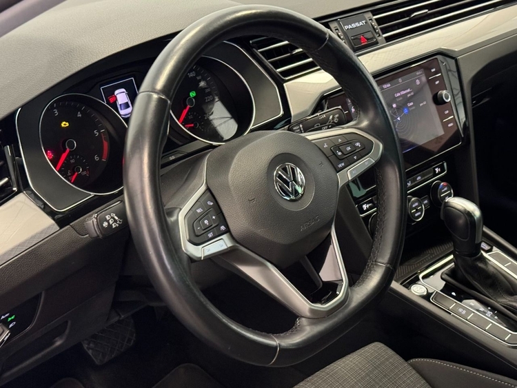Volkswagen Passat EXECUTIVE DSG  foto 18