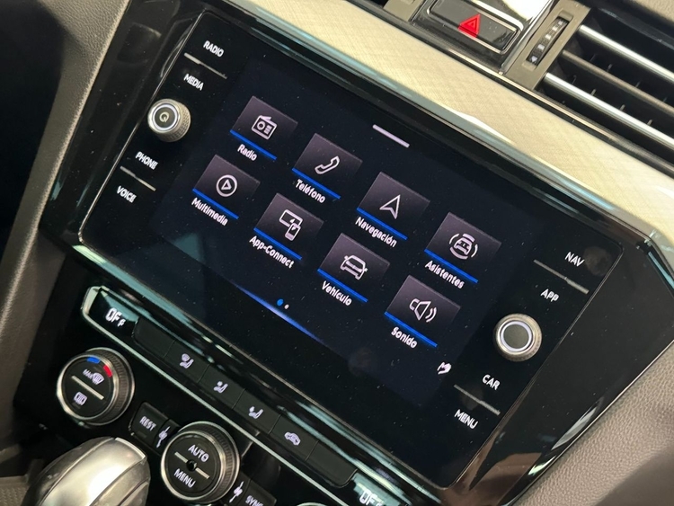 Volkswagen Passat EXECUTIVE DSG  foto 33