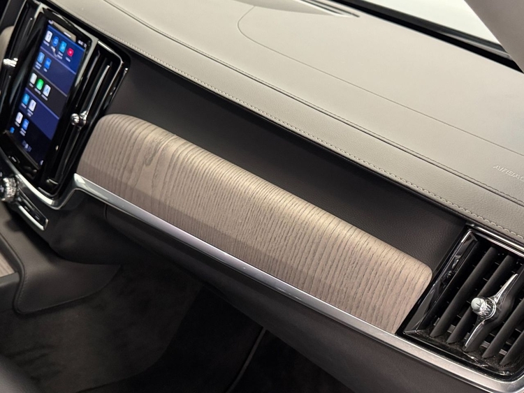 Volvo V90 B4 D INSCRIPTION AUTO foto 32